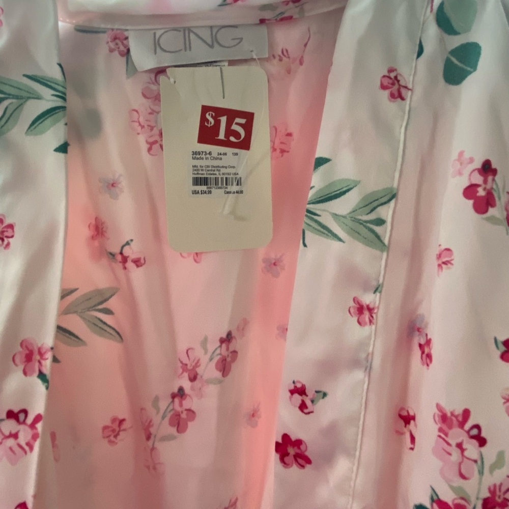 3 Icing Pink Floral Robes - Picture 3 of 3